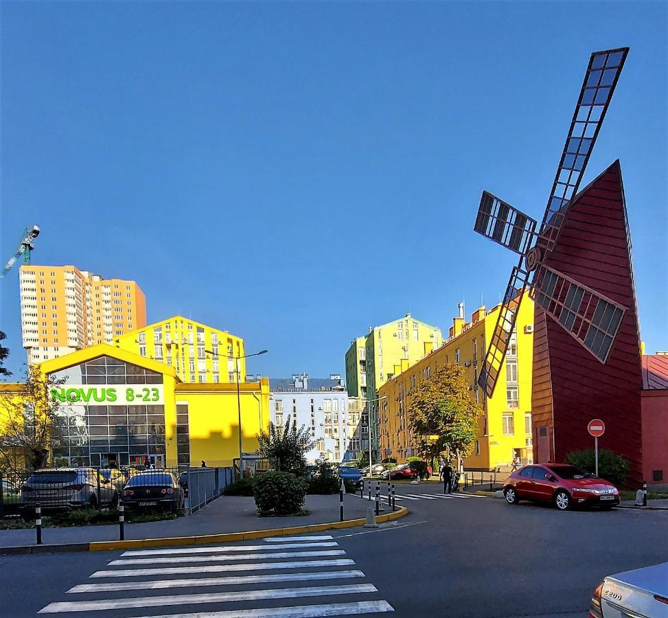 Смарт-Апартаменти На 1 Поверсі Kiev Exterior foto